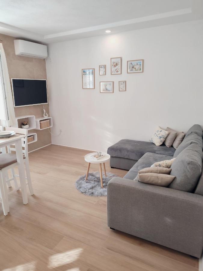 Apartment Making Memories Pucisca Esterno foto