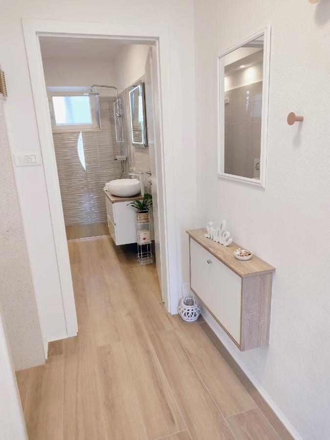 Apartment Making Memories Pucisca Esterno foto